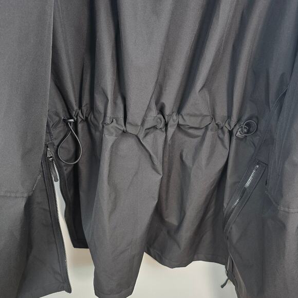 Burberry Men’s Black Perforated Logo Packaway Hood Technical Car Coat XL NWT - Picture 9 of 14